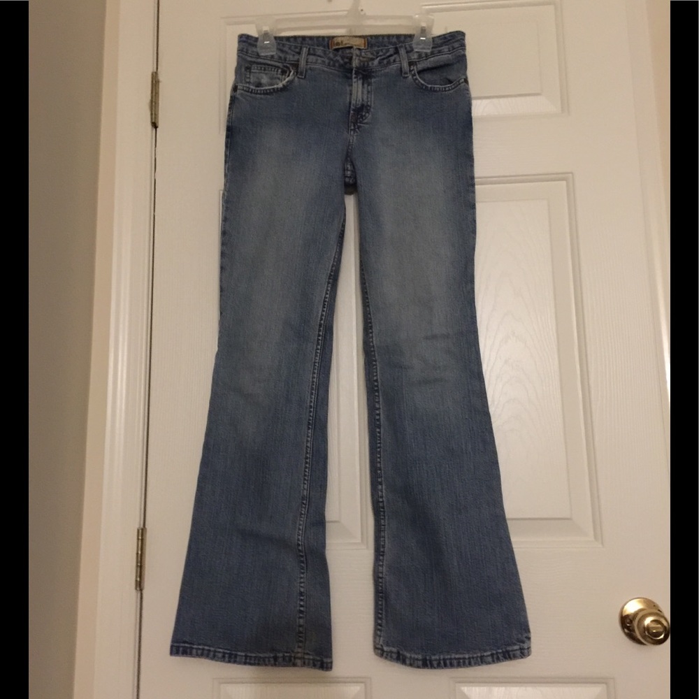 Women’s bootcut jeans